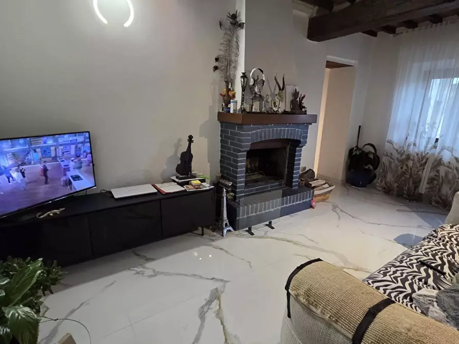 Immagine 1 di Terratetto in vendita  a Pescia