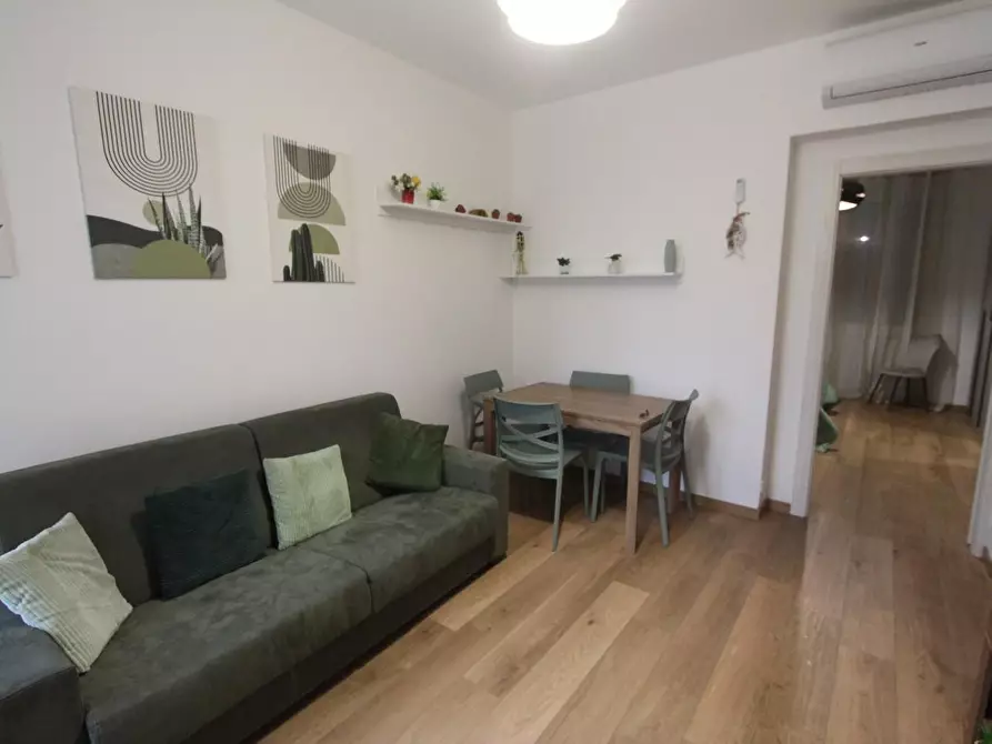 Immagine 1 di Appartamento in vendita  a La Spezia