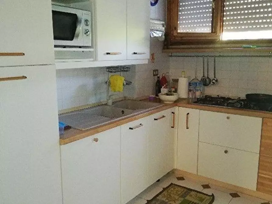 Immagine 9 di Appartamento in vendita  a Viareggio