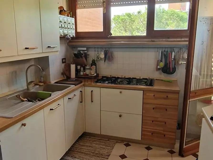 Immagine 8 di Appartamento in vendita  a Viareggio