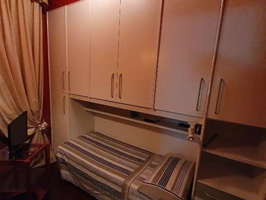 Immagine 25 di Appartamento in vendita  a Viareggio