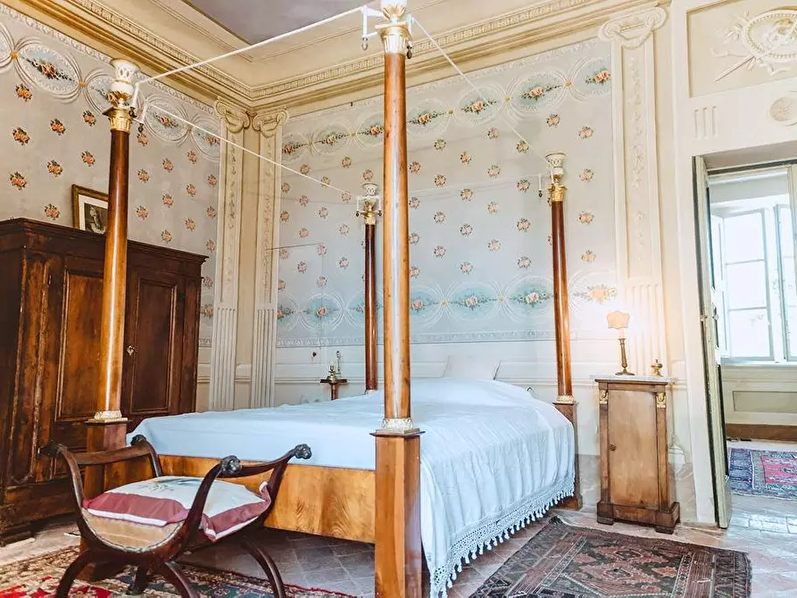 Immagine 26 di Villa in vendita  a Capannori