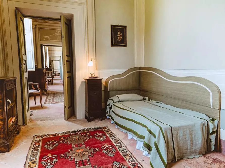 Immagine 17 di Villa in vendita  a Capannori