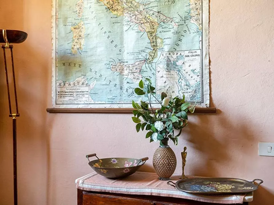 Immagine 24 di Villa in vendita  a Capannori