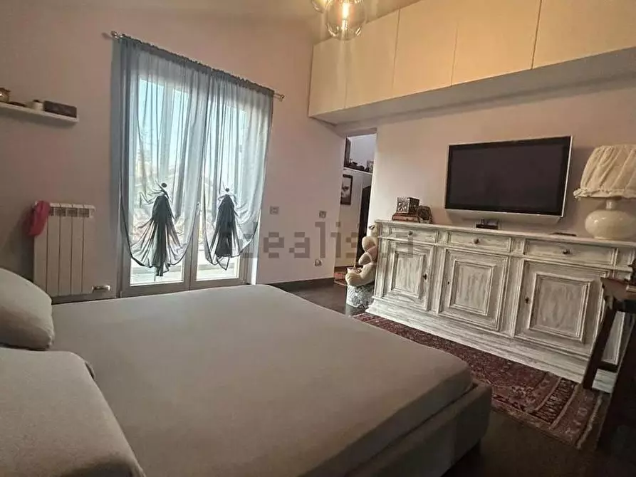 Immagine 12 di Villa in vendita  a Massarosa