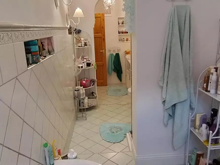 Immagine 22 di Appartamento in vendita  a Montopoli In Val D'arno