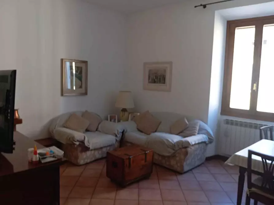 Immagine 2 di Appartamento in vendita  a Poggibonsi