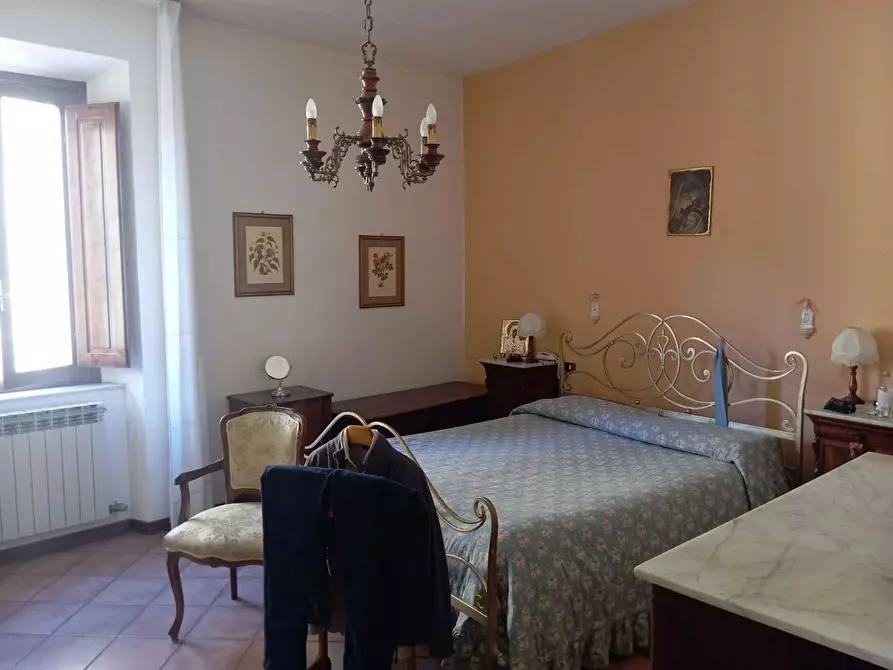 Immagine 12 di Appartamento in vendita  a Poggibonsi