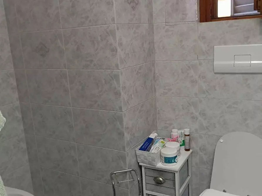 Immagine 19 di Appartamento in vendita  a Poggibonsi