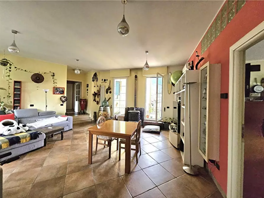 Immagine 24 di Villa in vendita  a Montignoso