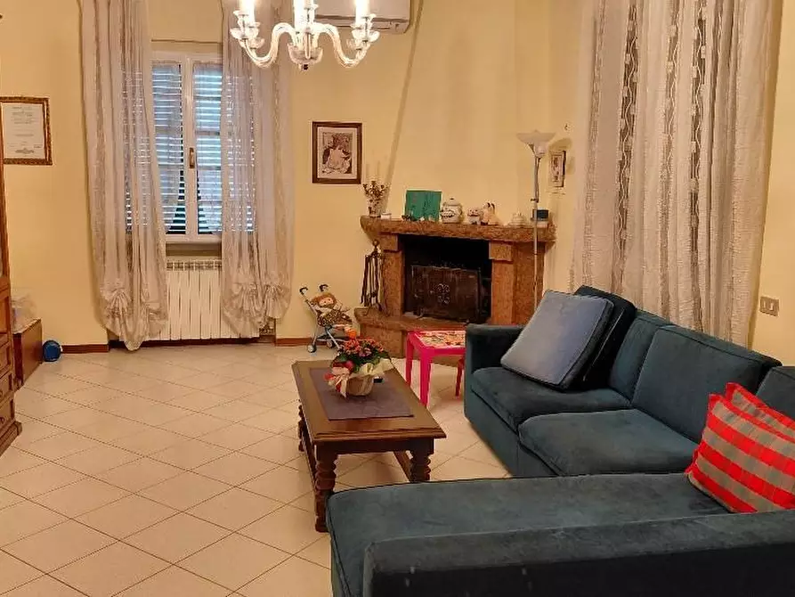 Immagine 5 di Casa indipendente in vendita  a Lamporecchio