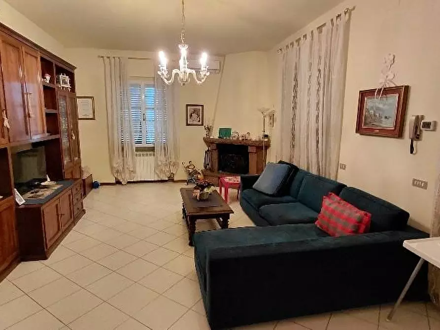 Immagine 6 di Casa indipendente in vendita  a Lamporecchio