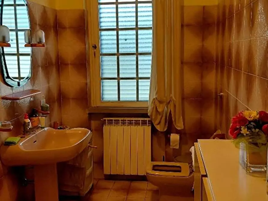 Immagine 11 di Casa indipendente in vendita  a Lamporecchio