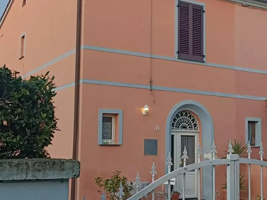 Immagine 3 di Terratetto in vendita  a Pisa