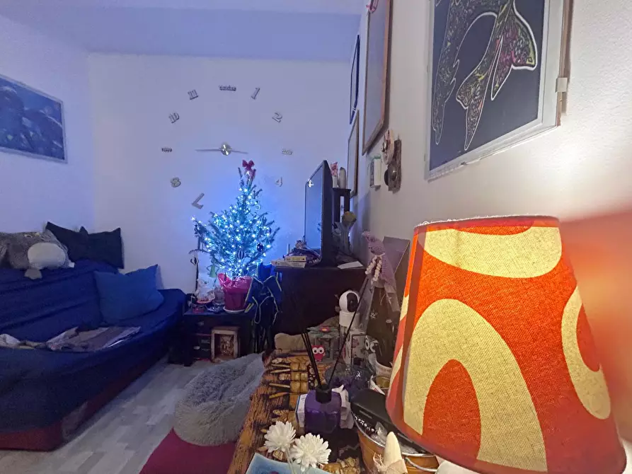 Immagine 13 di Appartamento in vendita  a Livorno