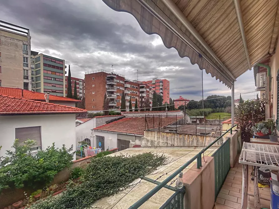 Immagine 1 di Appartamento in vendita  a Livorno