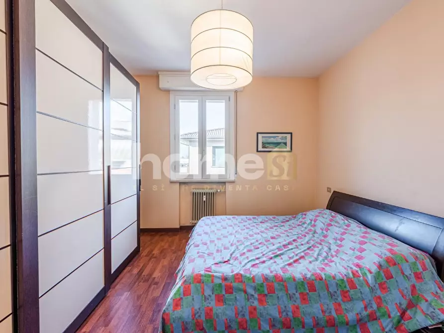 Immagine 21 di Appartamento in vendita  a Reggio Nell'emilia