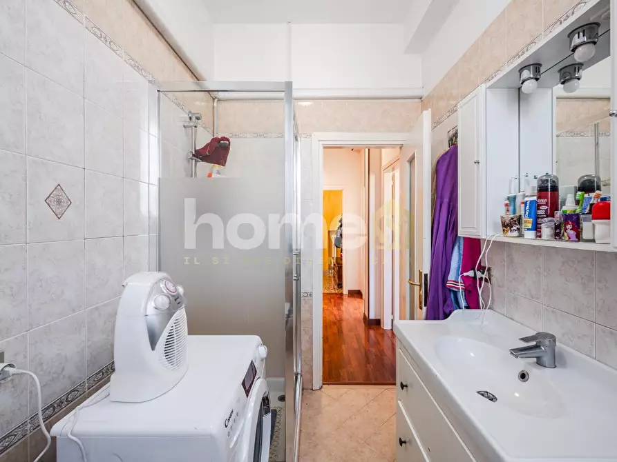 Immagine 26 di Appartamento in vendita  a Reggio Nell'emilia