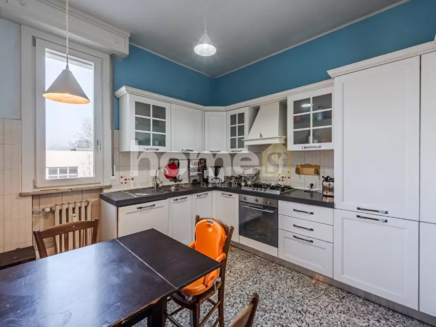 Immagine 14 di Appartamento in vendita  a Reggio Nell'emilia