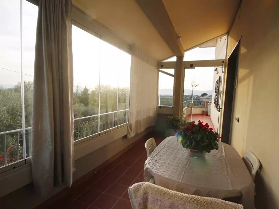 Immagine 12 di Casa colonica in vendita  a Larciano