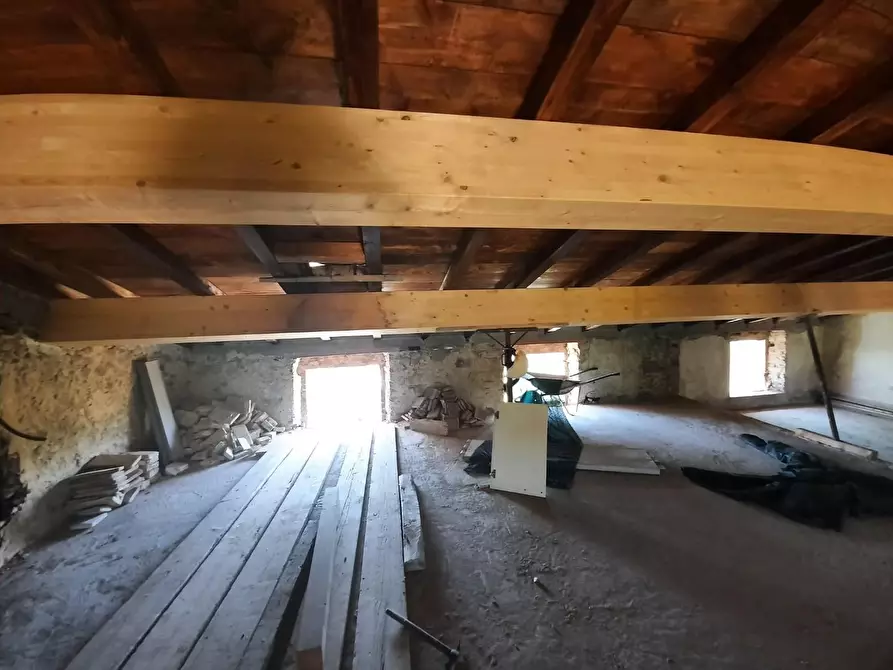 Immagine 11 di Terratetto in vendita  a Pescia