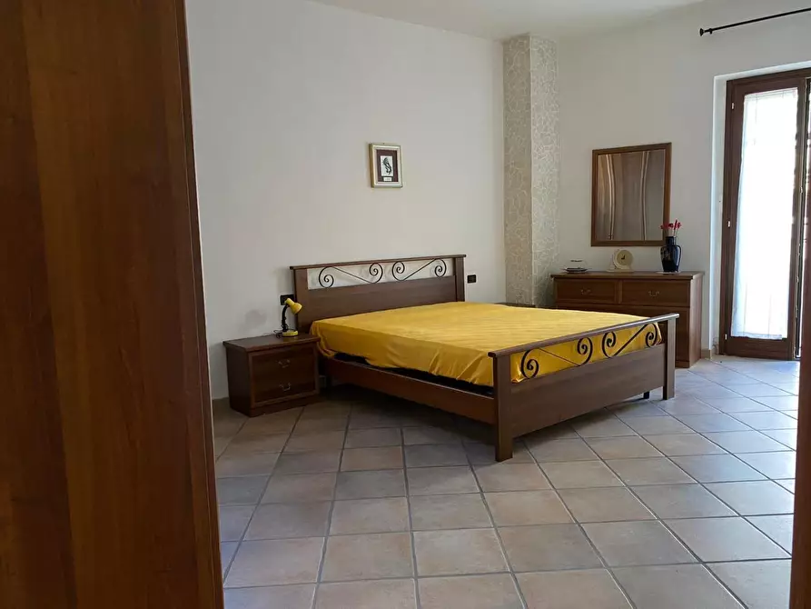 Immagine 10 di Appartamento in vendita  a Itri