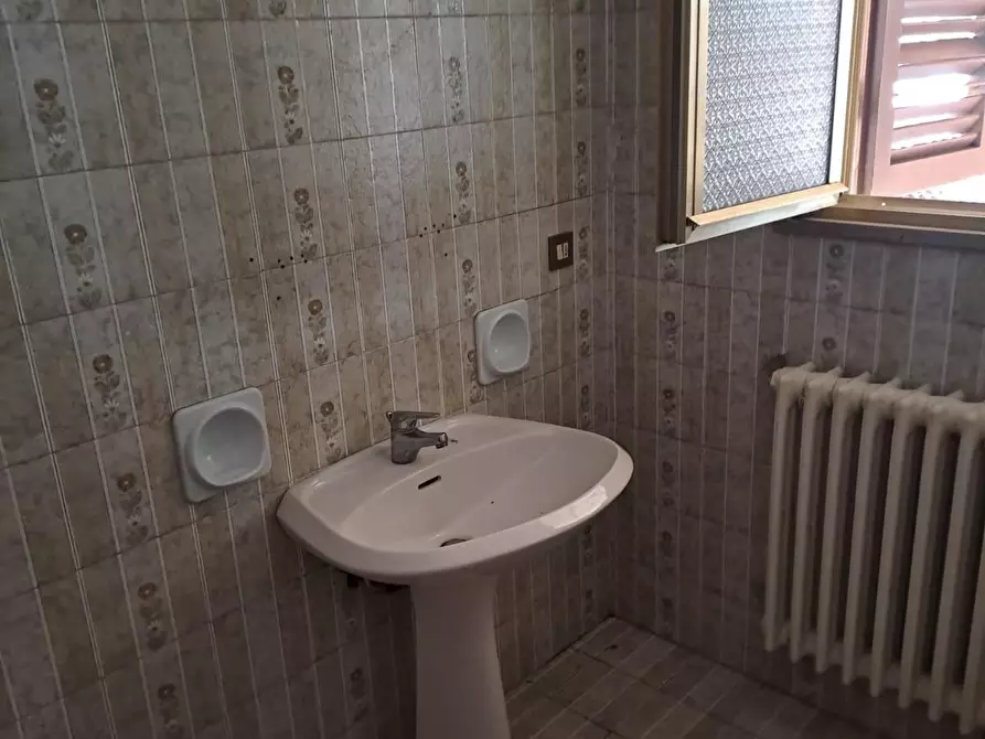 Immagine 9 di Terratetto in vendita  a Vecchiano