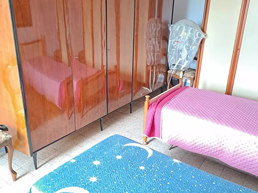 Immagine 13 di Terratetto in vendita  a Vecchiano