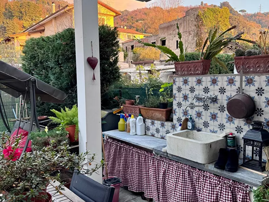 Immagine 23 di Villetta a schiera in vendita  a Massa