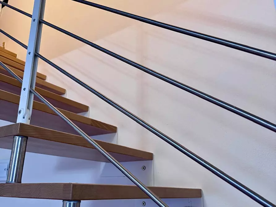 Immagine 8 di Villetta a schiera in vendita  a Massa