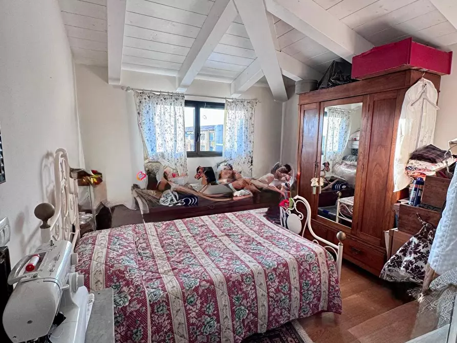 Immagine 14 di Villetta a schiera in vendita  a Massa