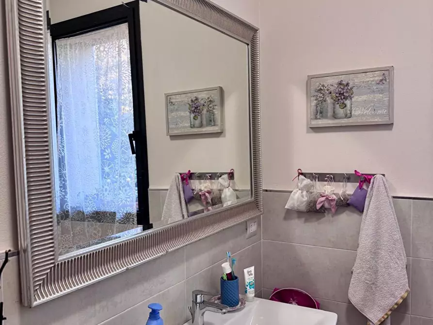 Immagine 20 di Villetta a schiera in vendita  a Massa