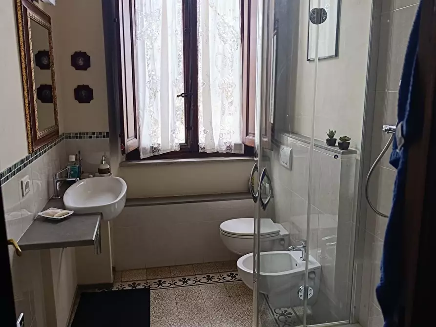 Immagine 20 di Appartamento in vendita  a Lucca