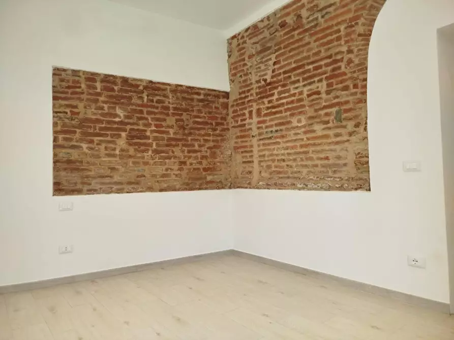 Immagine 9 di Ufficio in affitto  a Pisa