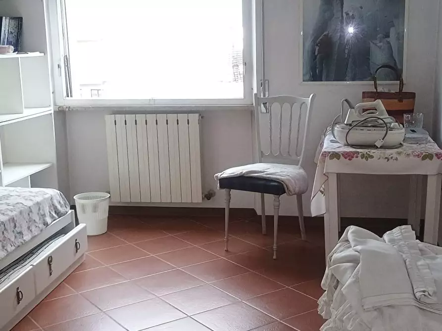 Immagine 21 di Appartamento in vendita  a Viareggio