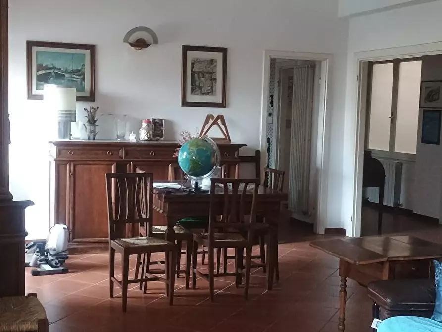 Immagine 7 di Appartamento in vendita  a Viareggio