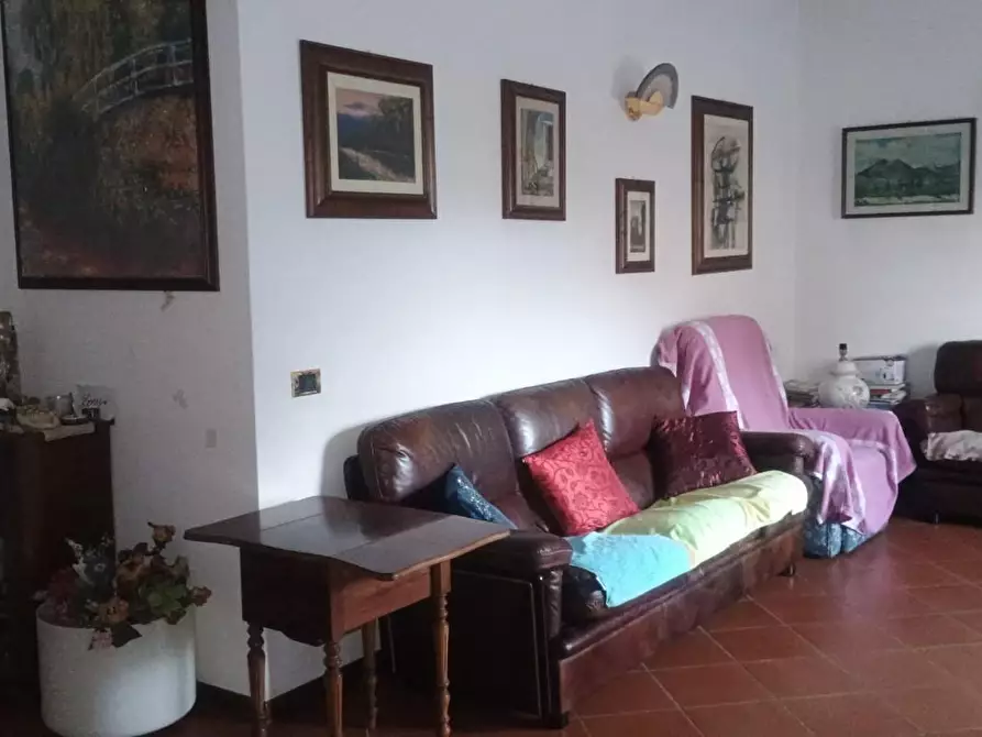 Immagine 5 di Appartamento in vendita  a Viareggio