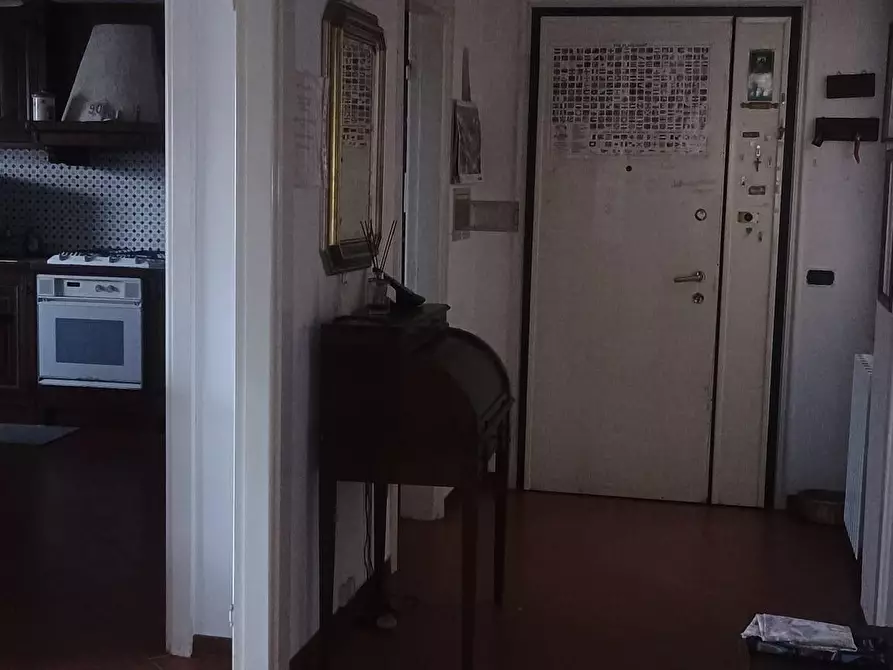 Immagine 12 di Appartamento in vendita  a Viareggio