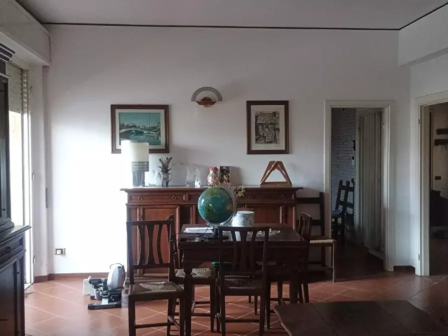 Immagine 3 di Appartamento in vendita  a Viareggio