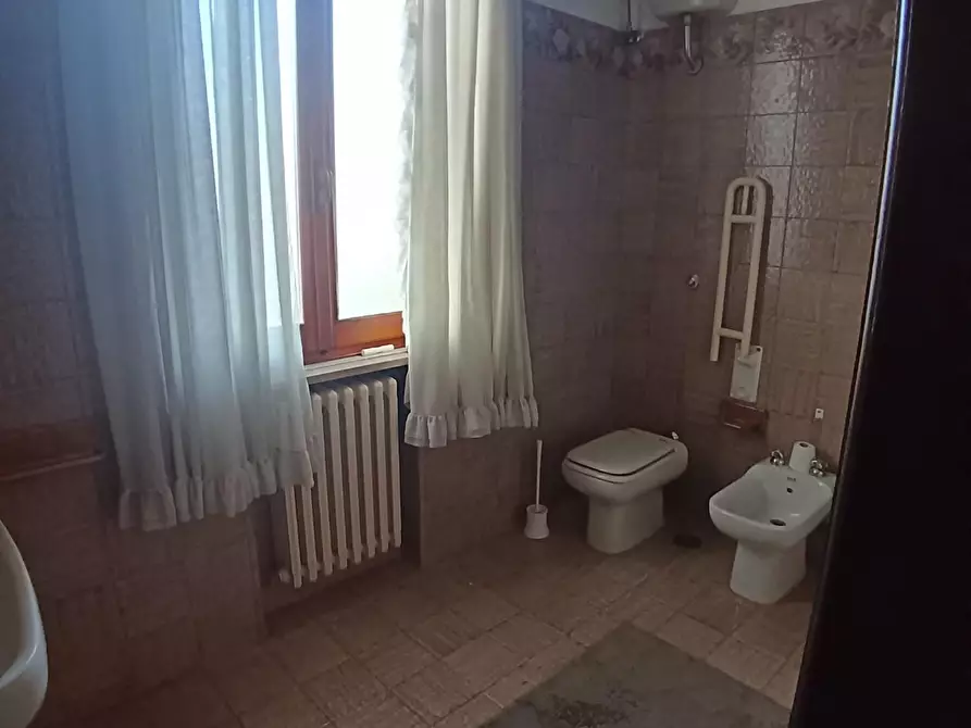 Immagine 12 di Villa in vendita  a Empoli