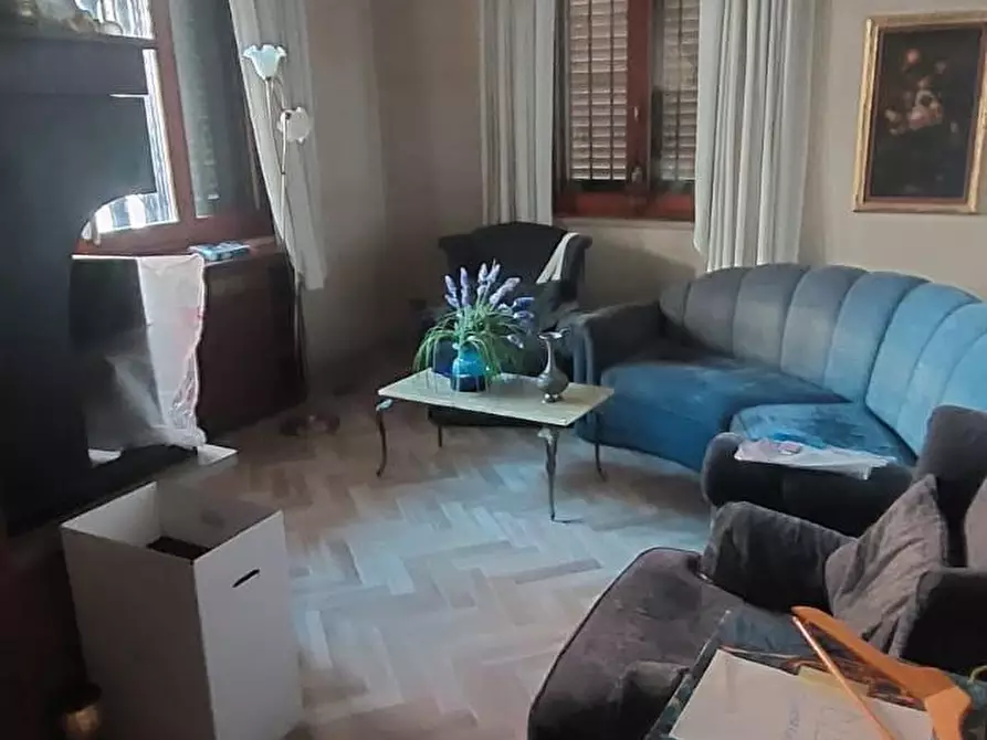 Immagine 14 di Villa in vendita  a Empoli