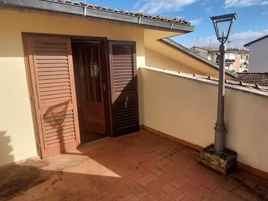 Immagine 1 di Villa in vendita  a Empoli