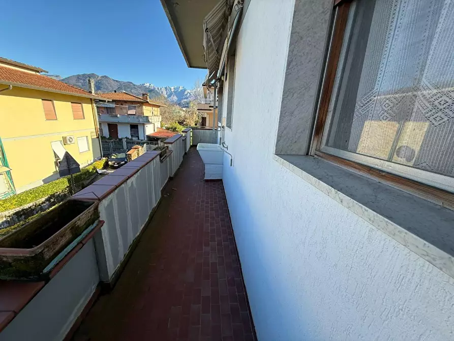 Immagine 11 di Appartamento in vendita  a Massa