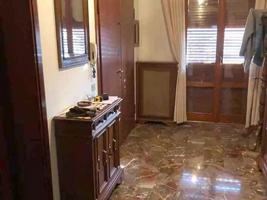 Immagine 5 di Appartamento in vendita  a Poggibonsi