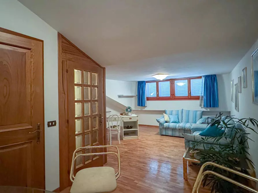 Immagine 23 di Appartamento in vendita  a Lamporecchio