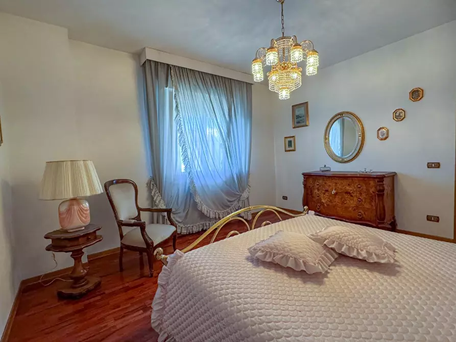 Immagine 18 di Appartamento in vendita  a Lamporecchio