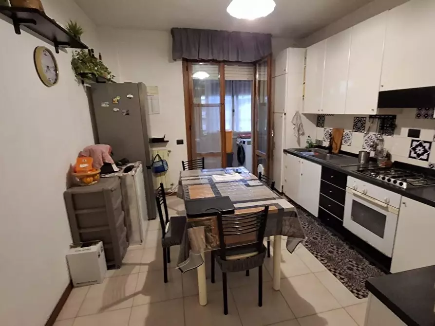 Immagine 10 di Appartamento in vendita  a Collesalvetti