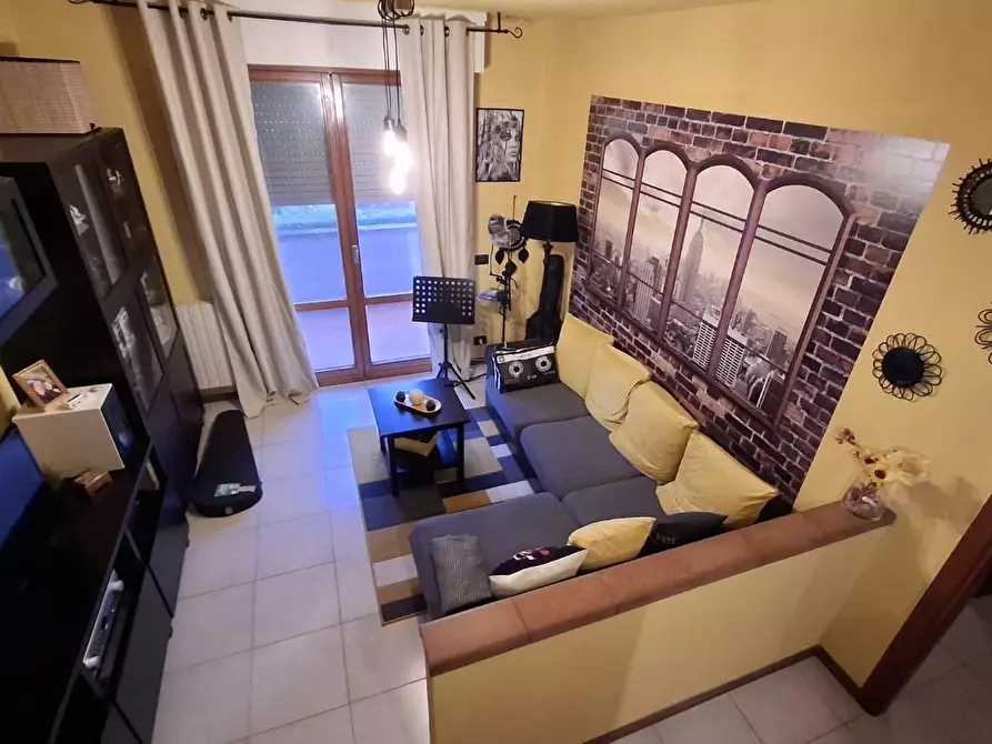 Immagine 4 di Appartamento in vendita  a Collesalvetti