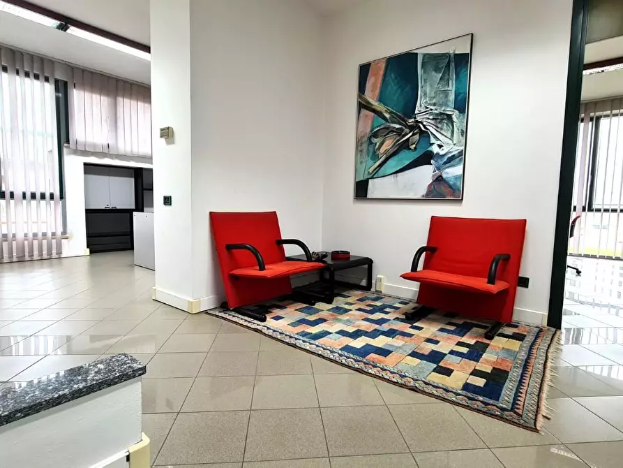Immagine 2 di Ufficio in affitto  a San Miniato