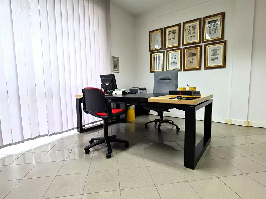 Immagine 4 di Ufficio in affitto  a San Miniato